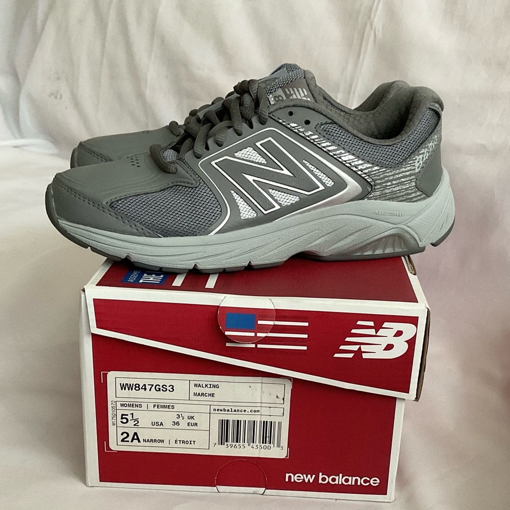New Balance Womens 847v3 Sneaker Walking Shoes NEW